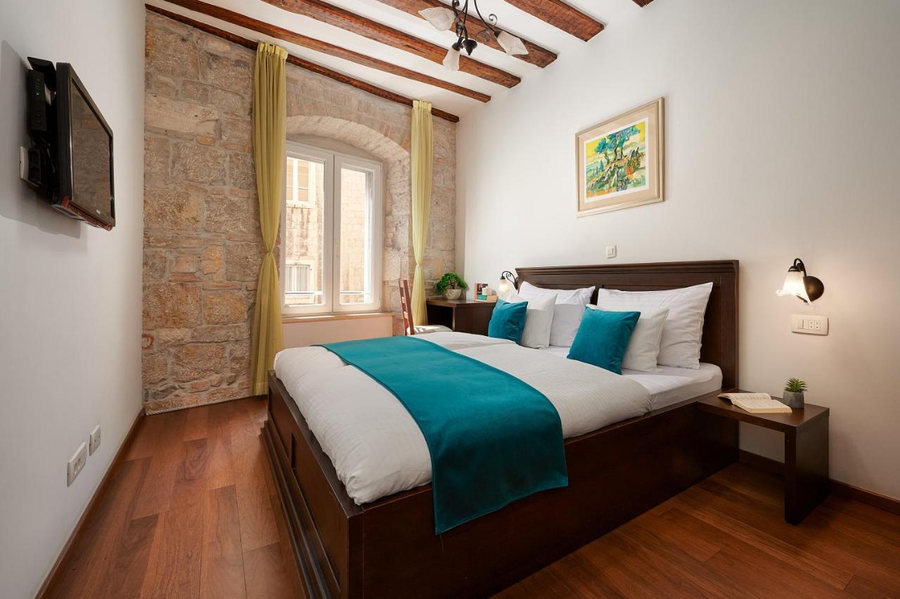 Stara Olea Bed & Breakfast Split Exterior photo